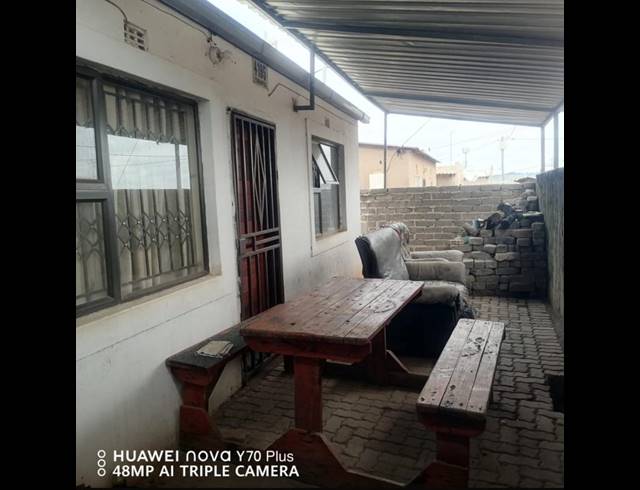 4 BEDROOM HOUSE FOR SALE IN TEMBISA CENTRAL